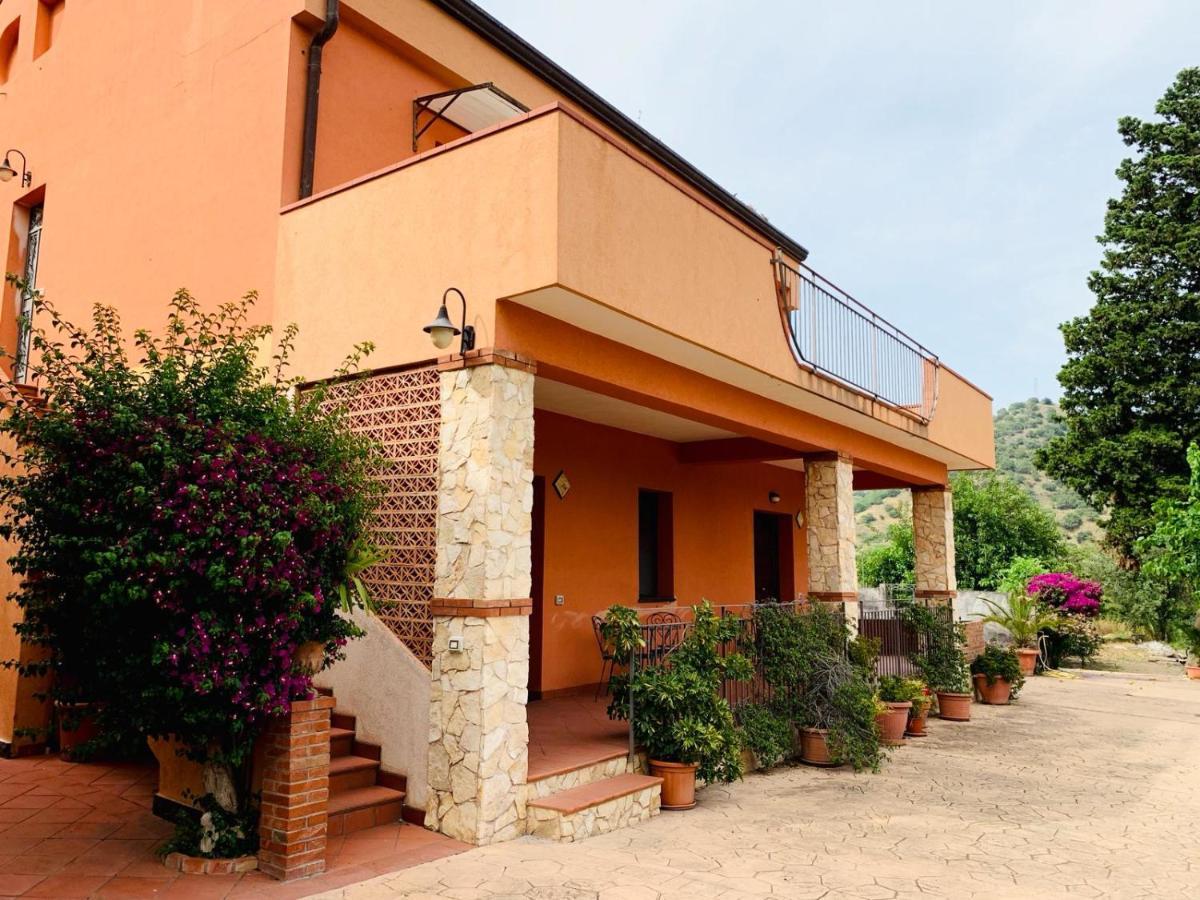 Il Giardino Delle Zagare Βίλα Calatabiano Εξωτερικό φωτογραφία